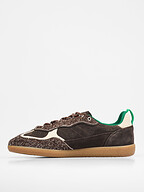 Alohas | Shoes | Sneakers