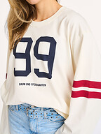 Baum und Pferdgarten | Tops and Blouses | T-shirts