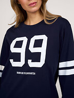 Baum und Pferdgarten | Tops and Blouses | T-shirts