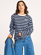 Baum und Pferdgarten | Tops and Blouses | T-shirts