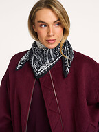 Bow19 | Accessories | Scarves