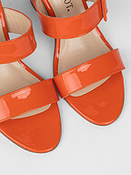 Brown Dot. | Shoes | Sandals