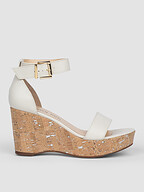 Brown Dot. | Shoes | Sandals