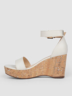 Brown Dot. | Shoes | Sandals