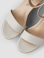 Brown Dot. | Shoes | Sandals