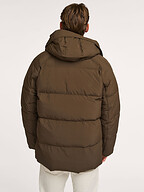 Closed | Jassen | Gewatteerde jassen