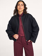 Closed | Outerwear | Jacks