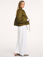 Closed | Jassen | Jacks