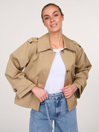 Club L’avenir | Jassen | Mantels en trenchcoats