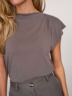 Club L’avenir | Tops and Blouses | Tops