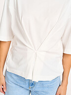 Club L’avenir | Tops and Blouses | T-shirts