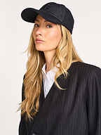 Co'Couture | Accessories | Hats and Beanies