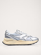 Diadora | Shoes | Sneakers