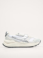 Diadora | Shoes | Sneakers