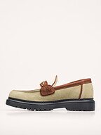 Filling Pieces | Shoes | Ballet flats and Loafers