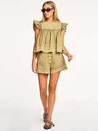 Ganni | Pants and Jumpsuits | Shorts