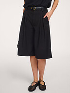 Gestuz | Pants and Jumpsuits | Shorts