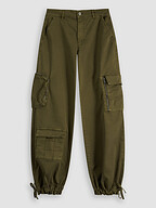 Gestuz | Pants and Jumpsuits | Trousers