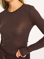 Gestuz | Tops and Blouses | T-shirts