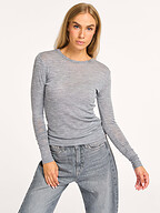 Gestuz | Tops and Blouses | T-shirts