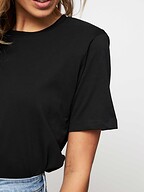 Gestuz | Tops and Blouses | T-shirts