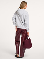 Haute L'Amitié | Truien en Vesten | Sweaters en hoodies