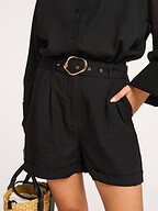 IBEN | Pants and Jumpsuits | Shorts