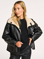 Knit-ted | Outerwear | Fake Fur