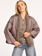 Knit-ted | Outerwear | Fake Fur