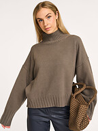 Knit-ted | Sweaters and Cardigans | Jumpers