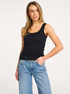 Knit-ted | Tops en Blouses | Tanktops