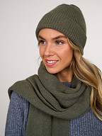 Le Bonnet | Accessories | Hats and Beanies