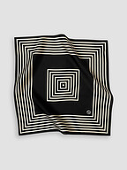 Lescarf | Accessories | Scarves