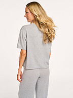 Lisa Yang | Truien en Vesten | Truien