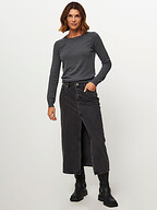 Majestic Filatures | Sweaters and Cardigans | Jumpers