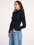 Majestic Filatures | Sweaters and Cardigans | Turtlenecks