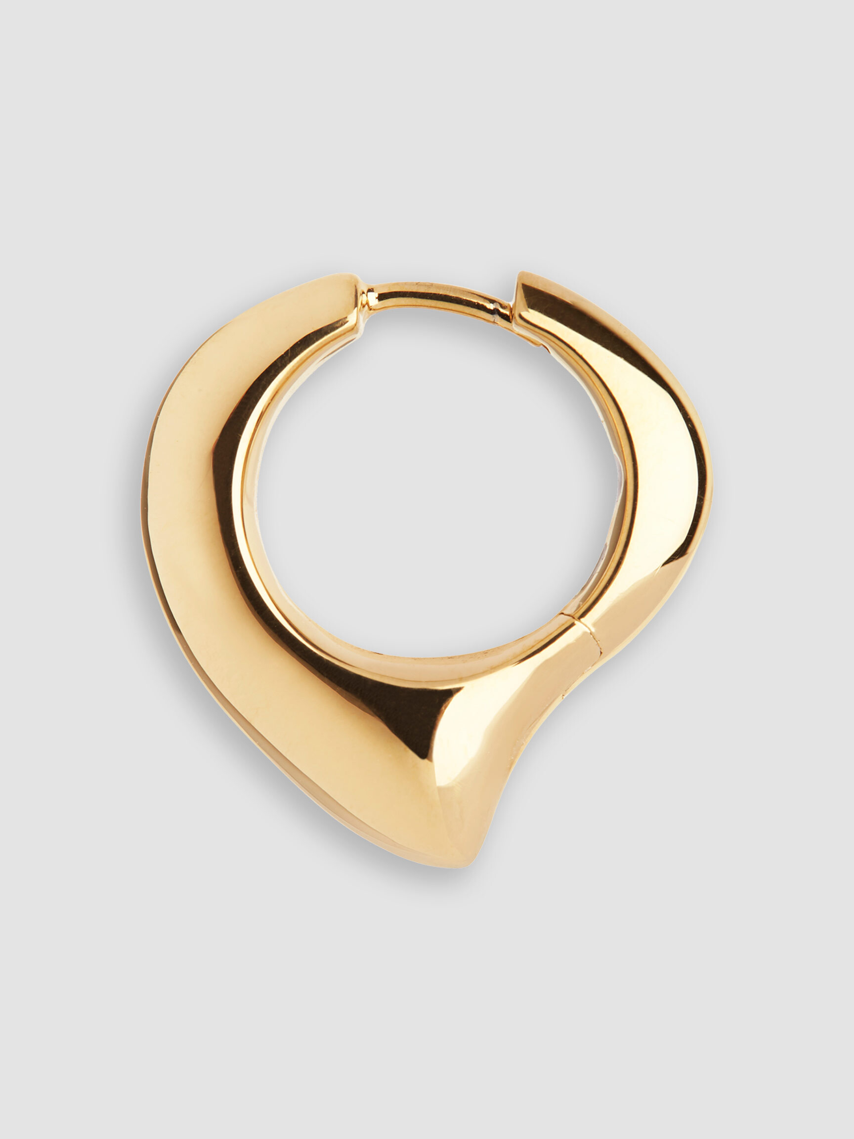 Fei Huggie, gold plated earring