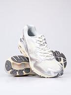 Mizuno | Shoes | Sneakers