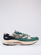 Mizuno | Shoes | Sneakers