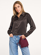 My Essential Wardrobe | Tops en Blouses | Blouses