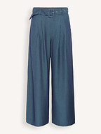 My Essential Wardrobe | Pants and Jumpsuits | Trousers