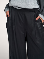 My Essential Wardrobe | Broeken en Jumpsuits | Broeken