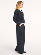 My Essential Wardrobe | Truien en Vesten | Vesten