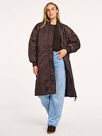 My Essential Wardrobe | Jassen | Jacks