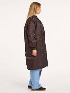 My Essential Wardrobe | Jassen | Jacks