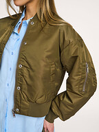 My Essential Wardrobe | Outerwear | Jacks