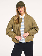 My Essential Wardrobe | Tops en Blouses | T-shirts