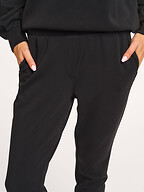 My Essential Wardrobe | Pants and Jumpsuits | Sweatpants