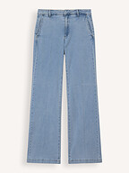 My Essential Wardrobe | Jeans | Loose