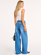 My Essential Wardrobe | Jeans | Loose